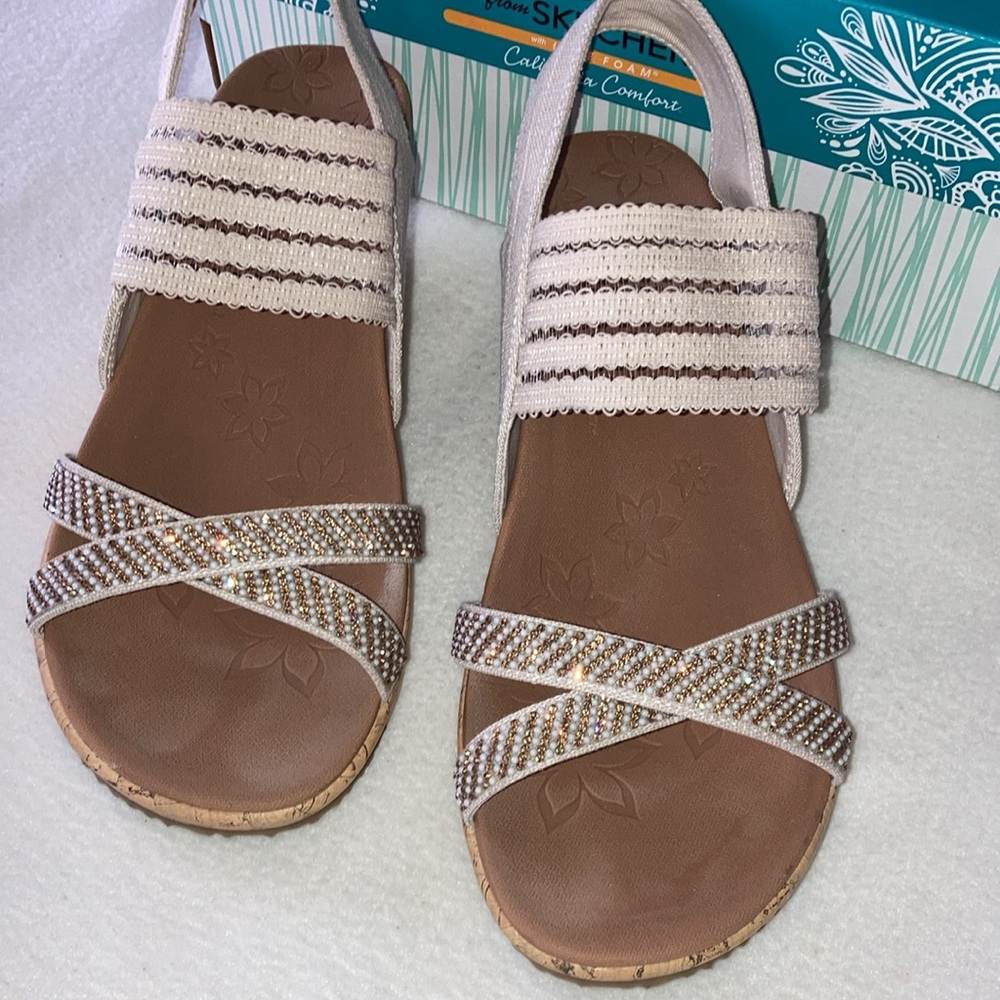CALI, FROM SKETCHERS, size 9M, wedge sandals